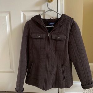 Sonoma mid-weight,quilted  jacket.  EUC Size small.